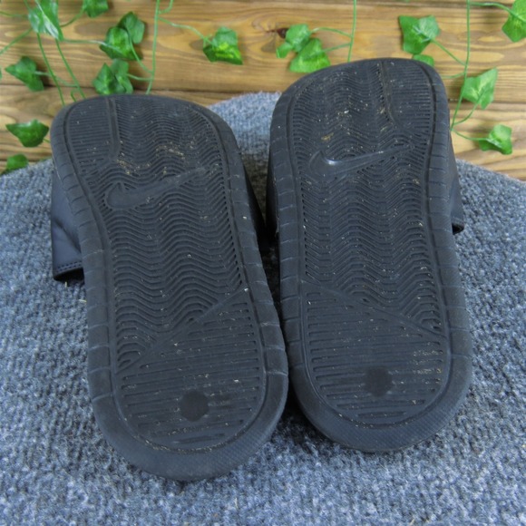 Nike Slide Benassi Boys Y 7 Medium Sandal Black Synthetic Slip On - Picture 6 of 7